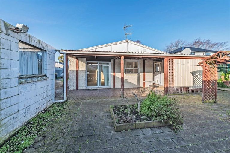 Photo of property in 3/17 Hills Road, Edgeware, Christchurch, 8013