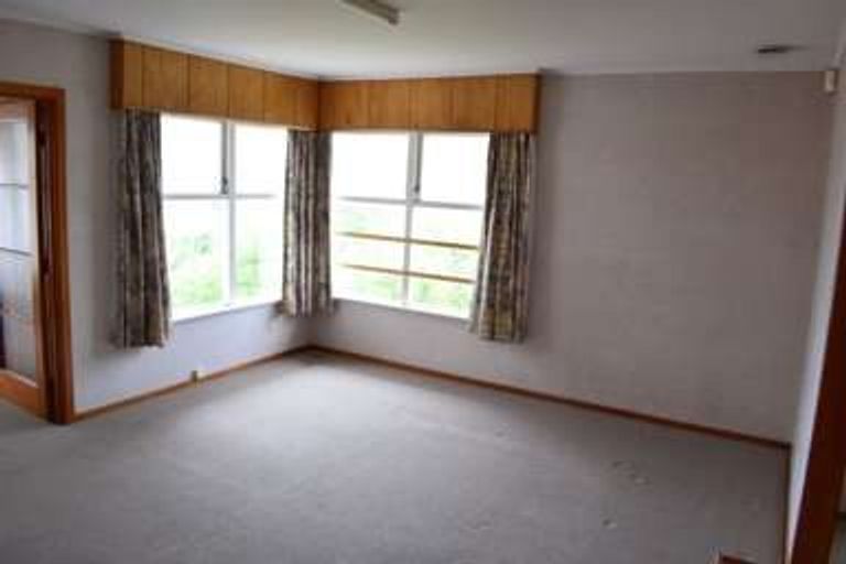 Photo of property in 35 Lingfield Street, Glenfield, Auckland, 0629