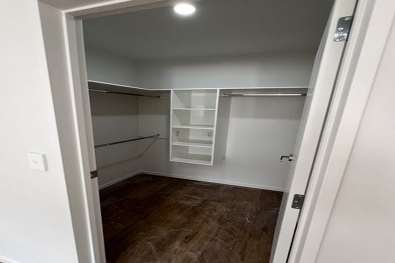 Photo of property in 38 Greenhill Crescent, Pakuranga, Auckland, 2010