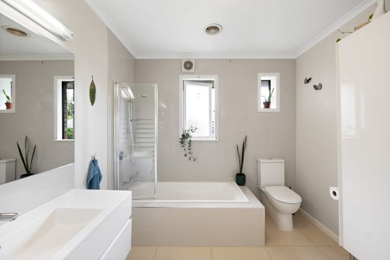 Photo of property in 27 Nixon Street, Hamilton East, Hamilton, 3216