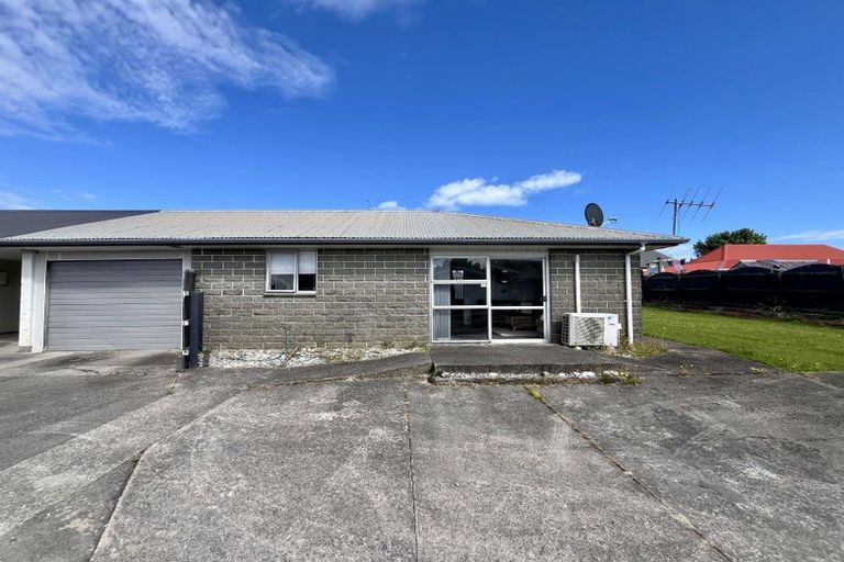 Photo of property in 68a Henley Street, Westport, 7825