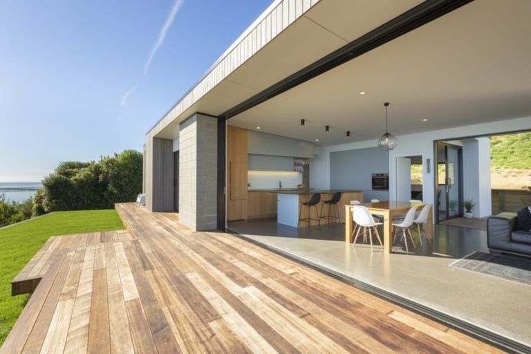 Photo of property in 11 Mana Heights, Marybank, Nelson, 7010