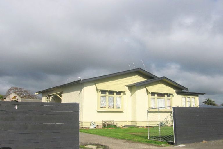 Photo of property in 4 Chelwood Street, Takaro, Palmerston North, 4412