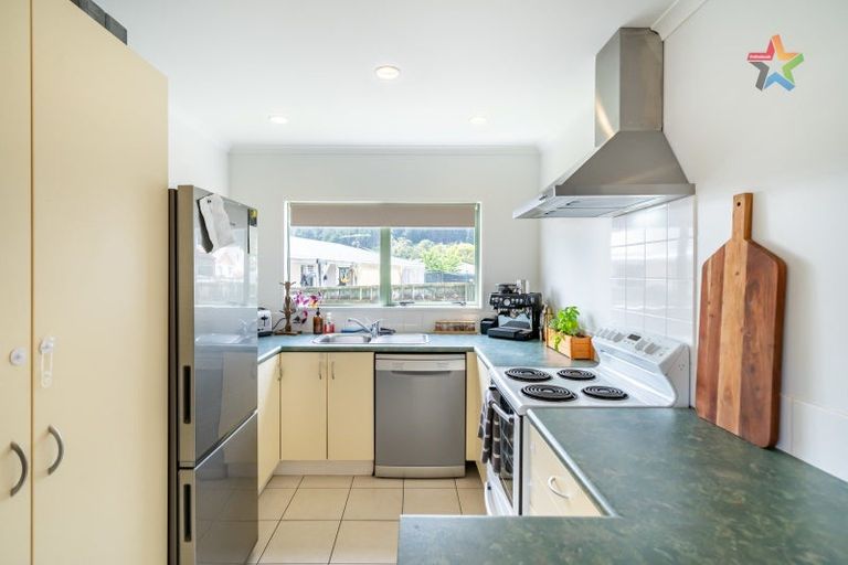 Photo of property in 5a Kilkenny Grove, Wainuiomata, Lower Hutt, 5014