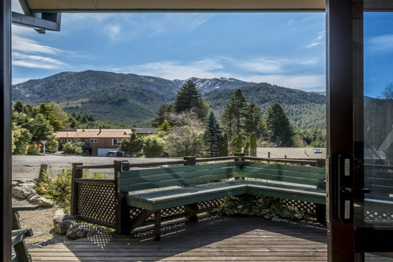 Photo of property in 76 Chalet Crescent, Hanmer Springs, 7334