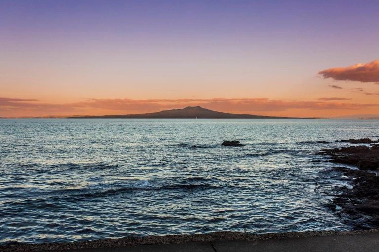 Photo of property in 11 Audrey Road, Takapuna, Auckland, 0620