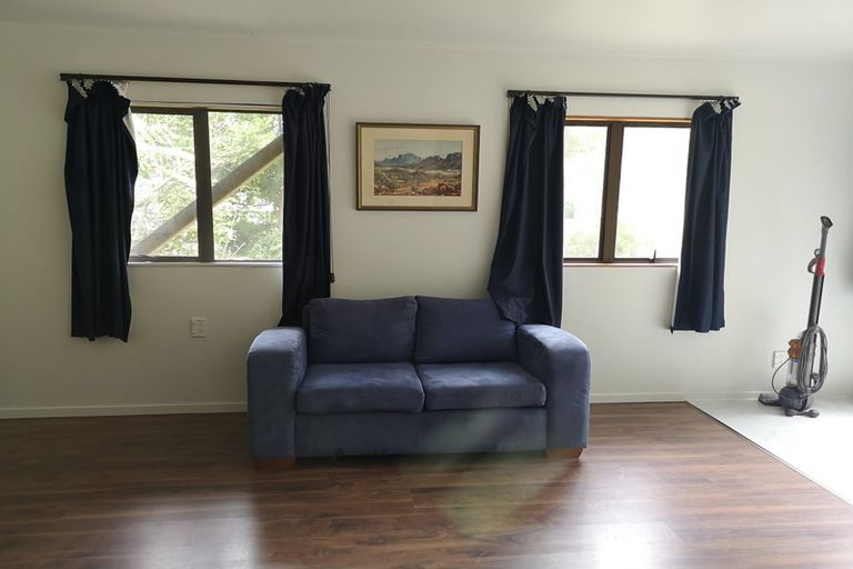Photo of property in 7 Geoffrey Road, Torbay, Auckland, 0630