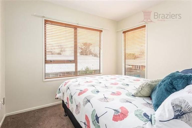 Photo of property in 95 Mandeville Street, Riccarton, Christchurch, 8011