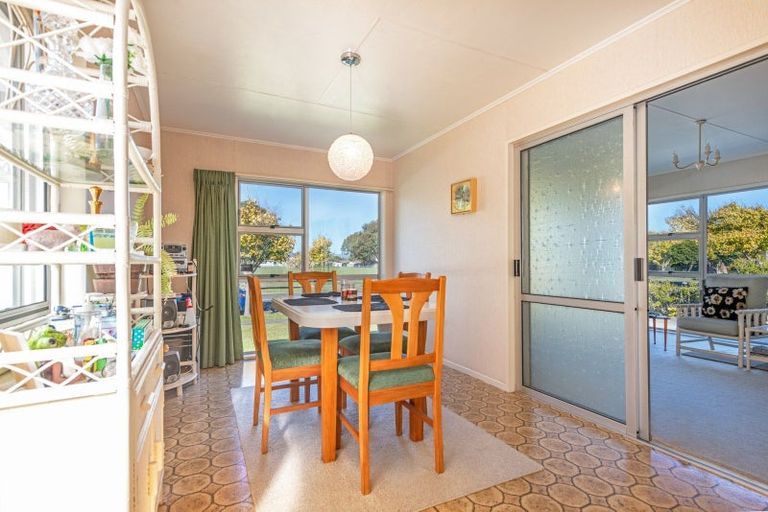 Photo of property in 78 John F Kennedy Drive, Milson, Palmerston North, 4414