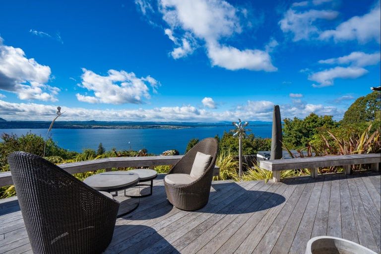 Photo of property in 78 Acacia Heights Drive, Acacia Bay, Taupo, 3385