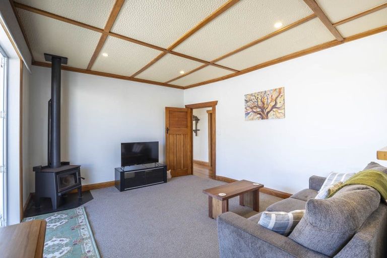 Photo of property in 7b French Street, Moturoa, New Plymouth, 4310
