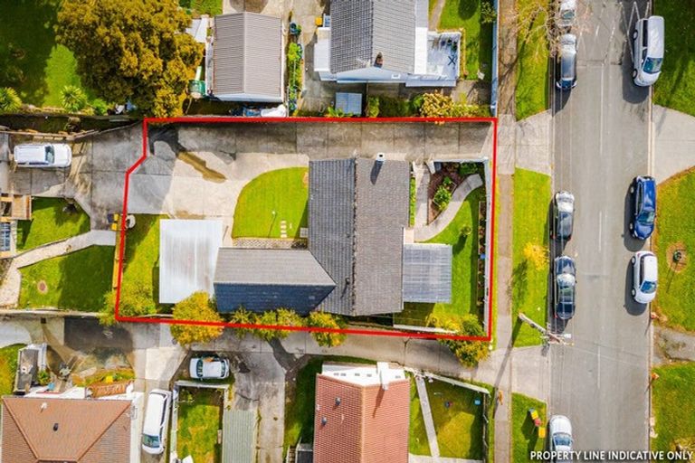 Photo of property in 24 Northall Road, New Lynn, Auckland, 0600