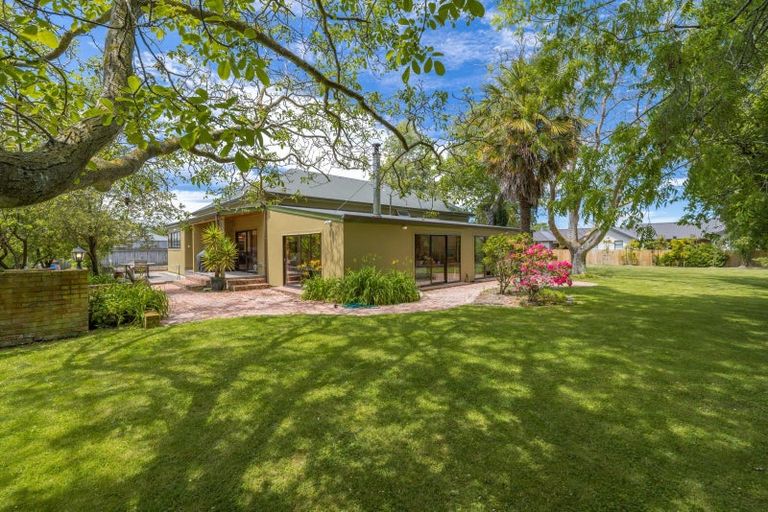 Photo of property in 111 Mays Road, St Albans, Christchurch, 8052