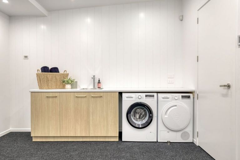 Photo of property in 23 Dorsal Close, Whitianga, 3510