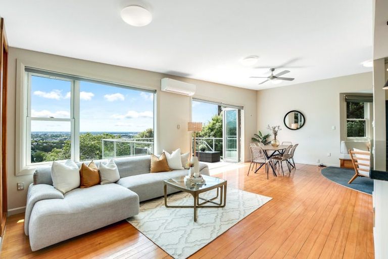 Photo of property in 30c Huntsbury Avenue, Huntsbury, Christchurch, 8022