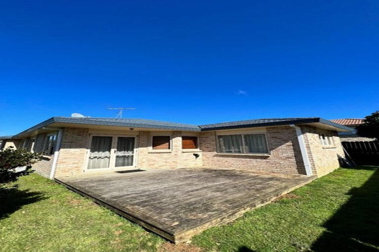 Photo of property in 8b Oakwood Place, Pukekohe, 2120