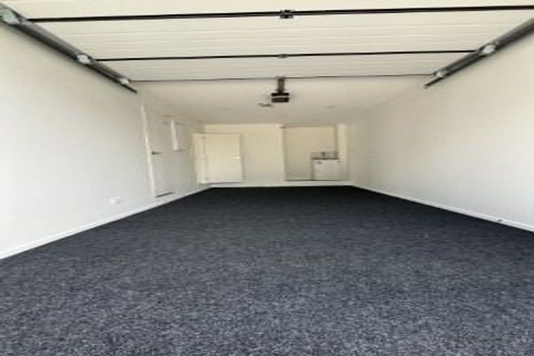 Photo of property in 28a Greenmeadows Avenue, Manurewa East, Auckland, 2102