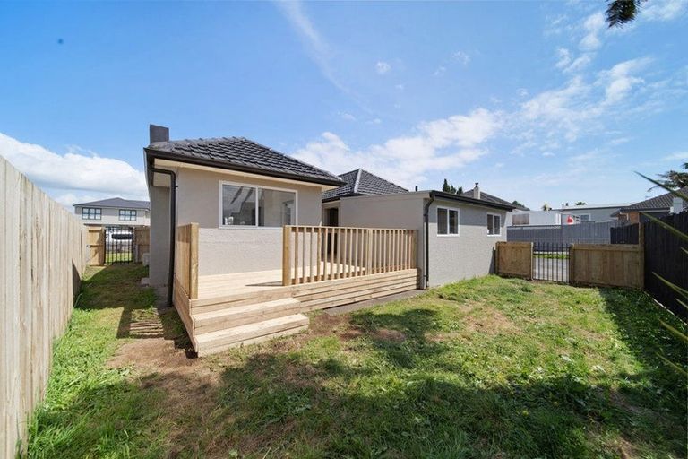 Photo of property in 1/27 Halsey Road, Manurewa, Auckland, 2102