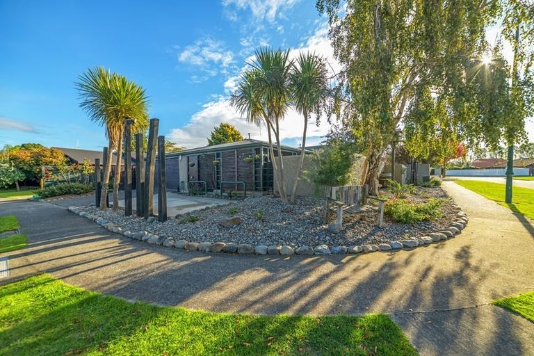 Photo of property in 1 Strachan Way, Highbury, Palmerston North, 4412