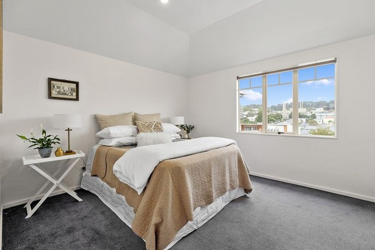 Photo of property in Colombo St Apartments, 4/10 Colombo Street, Newtown, Wellington, 6021