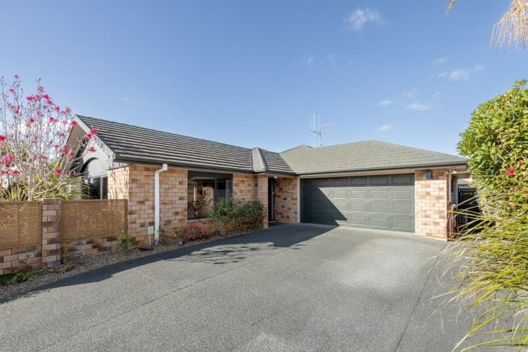 Photo of property in 20 Matemuri Drive, Papamoa Beach, Papamoa, 3118