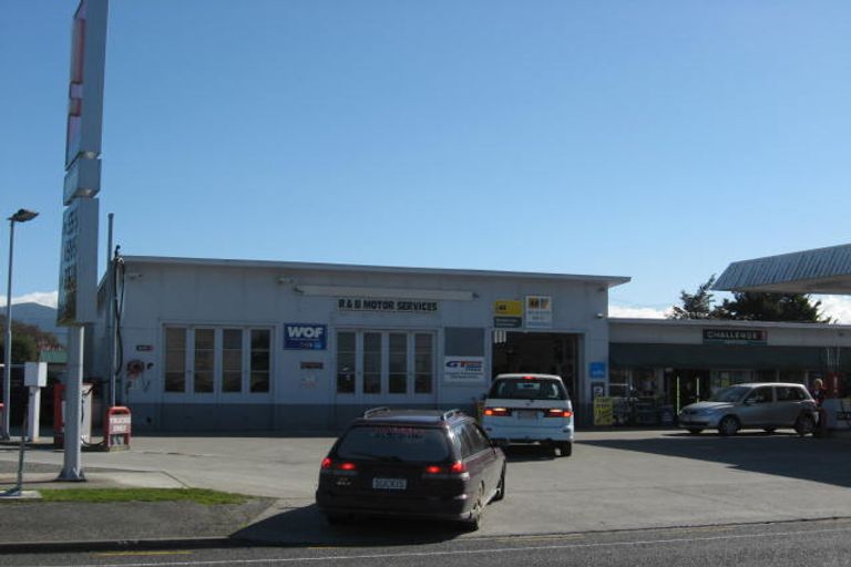 Photo of property in 232 Main Street, Greytown, 5712