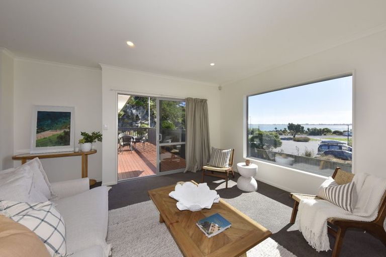 Photo of property in 5 Main Road, Redcliffs, Christchurch, 8081