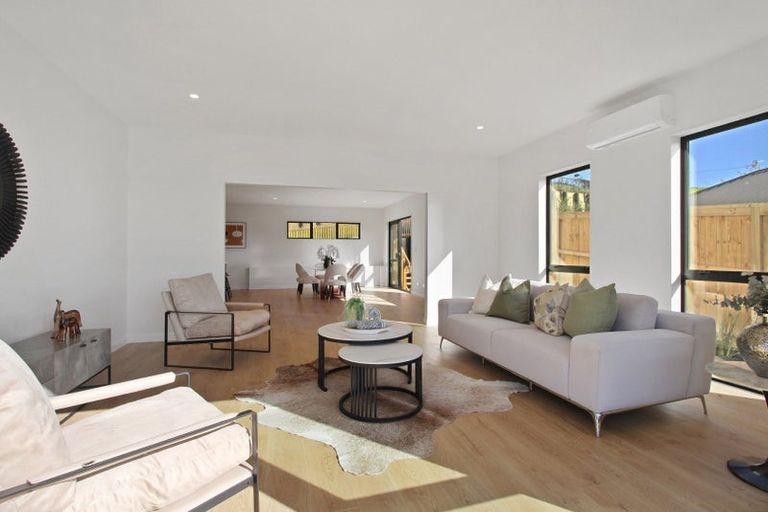 Photo of property in 16 Awa Avenue, Helensville, 0800