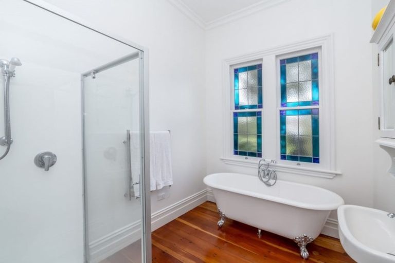 Photo of property in 30 Mcmaster Street, Greytown, 5712