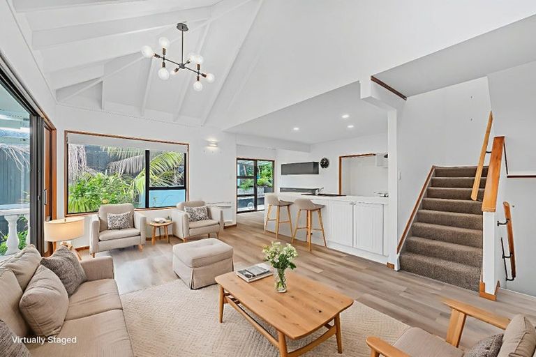 Photo of property in 1/62 Wairoa Road, Narrow Neck, Auckland, 0624