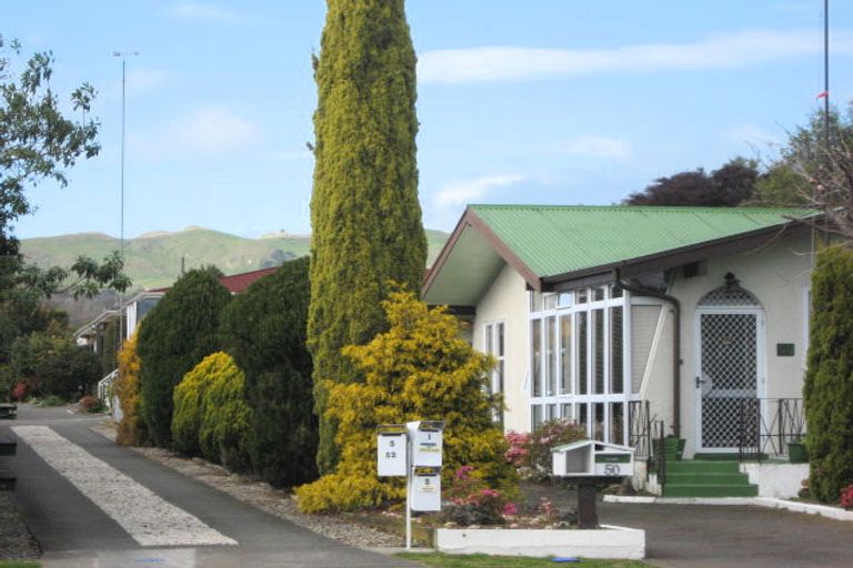Photo of property in 2/52 Napier Road, Havelock North, 4130