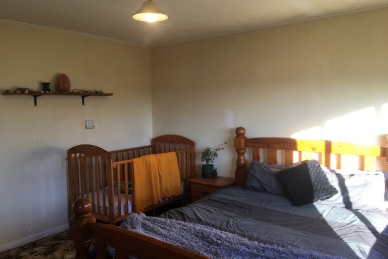 Photo of property in 33 Haselden Street, Westport, 7825