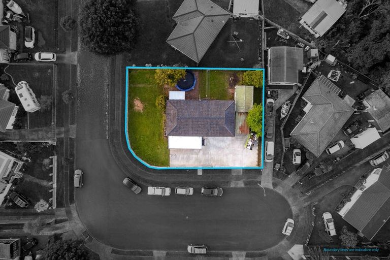 Photo of property in 16 Neems Place, Manurewa, Auckland, 2102
