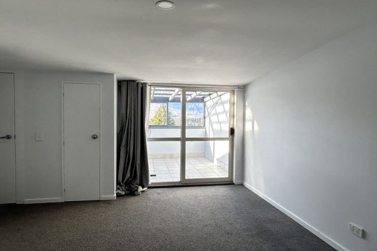 Photo of property in 3/96 Thompson Street, Queenstown, 9300
