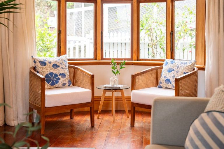 Photo of property in 16 Stafford Street, Mount Victoria, Wellington, 6011