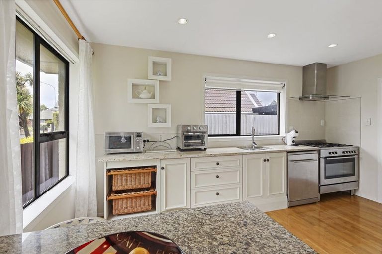 Photo of property in 23 Colman Avenue, Sockburn, Christchurch, 8042