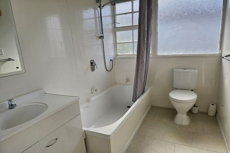 Photo of property in 11 Nagpur Terrace, Broadmeadows, Wellington, 6035