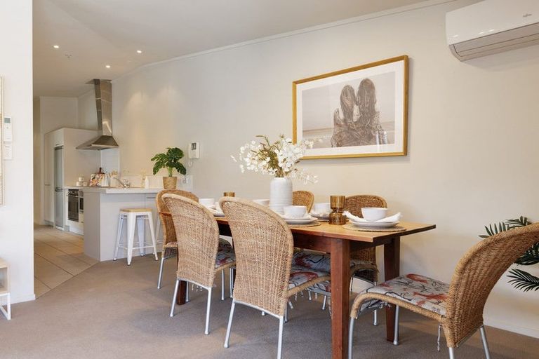Photo of property in Atlas Apartments, 28/49 Maunganui Road, Mount Maunganui, 3116