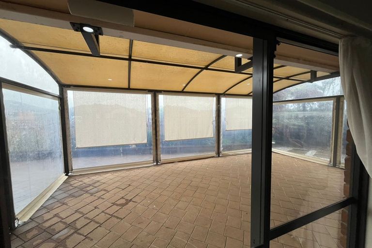 Photo of property in 66 Blackwood Drive, Wattle Downs, Auckland, 2103