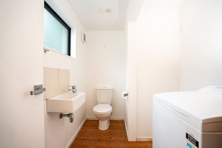 Photo of property in 55 Jackson Street, Island Bay, Wellington, 6023