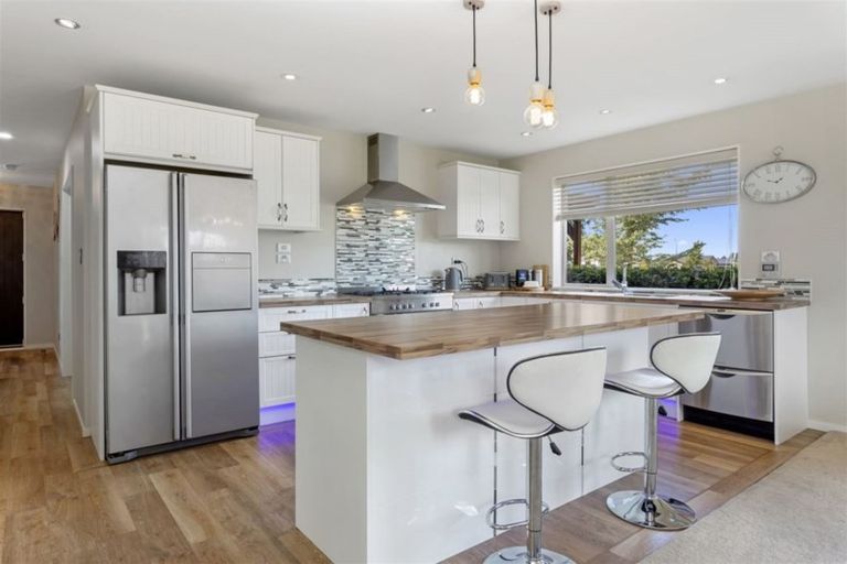 Photo of property in 9 Peak Crescent, Kaiapoi, 7630