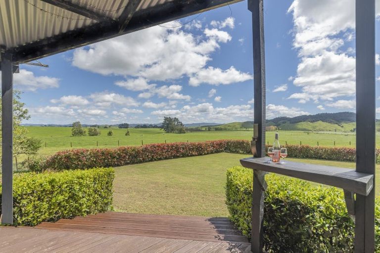 Photo of property in 2237 State Highway 2, Maramarua, Pokeno, 2471