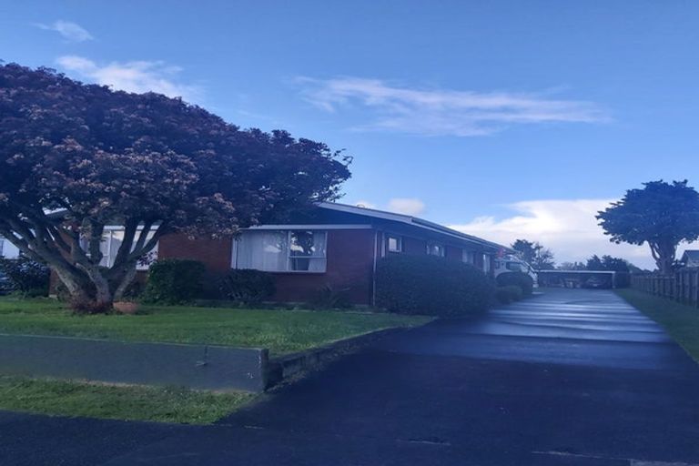Photo of property in 2/24 Jellicoe Road, Manurewa, Auckland, 2102