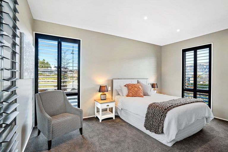 Photo of property in 25 Forest Heights, Wanaka, 9305