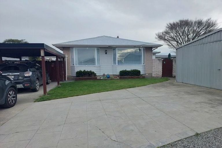 Photo of property in 44 Seymour Street, Hornby, Christchurch, 8042
