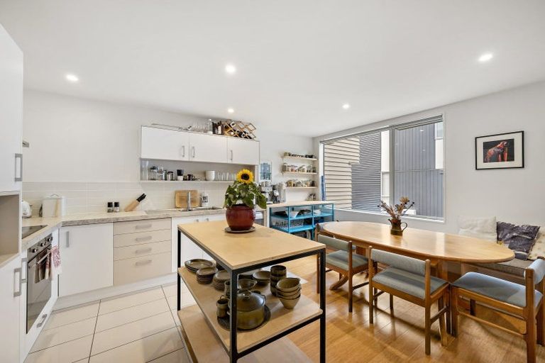 Photo of property in Altar Apartments, 61/120u Rintoul Street, Newtown, Wellington, 6021