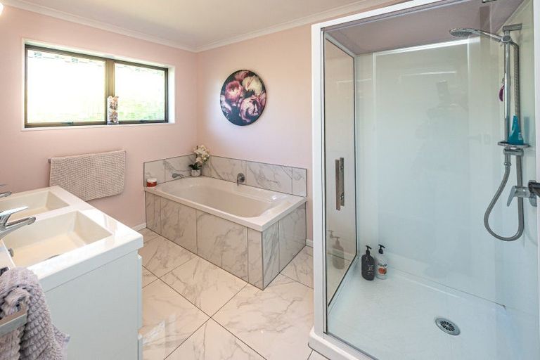 Photo of property in 23 Aiken Road, Saint Johns Hill, Whanganui, 4501