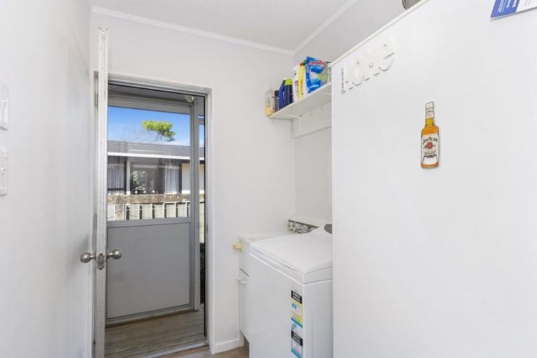 Photo of property in 1313 Papamoa Beach Road, Papamoa Beach, Papamoa, 3118