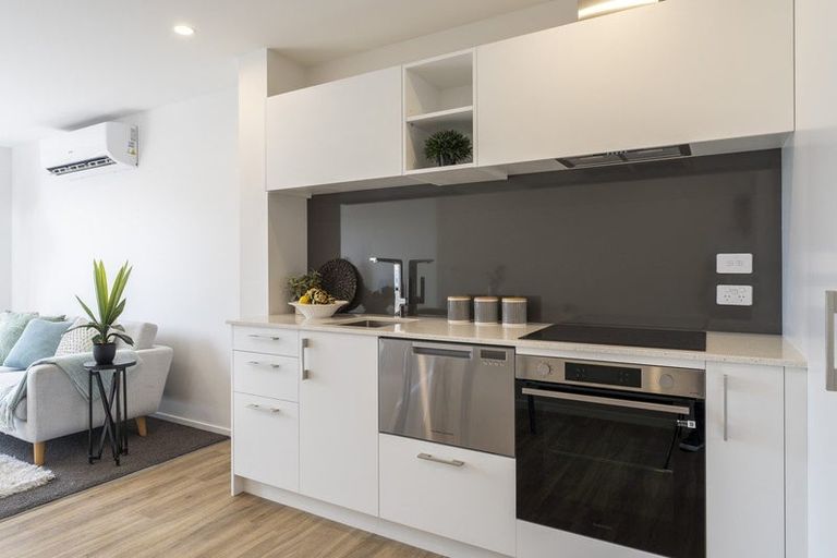 Photo of property in 2/132 Tancred Street, Linwood, Christchurch, 8062