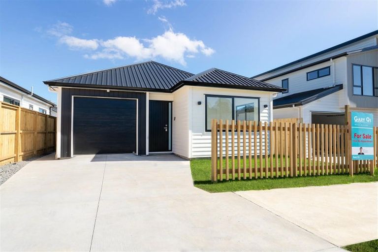 Photo of property in 36 Ta Moko Drive, Gulf Harbour, 0930